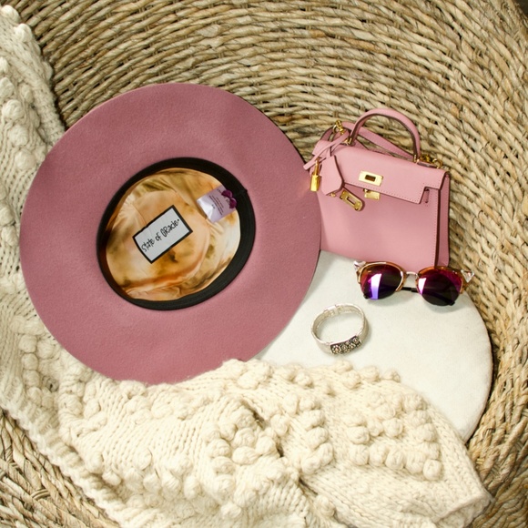 VALENTINA WOOL HAT - Picture 6 of 13